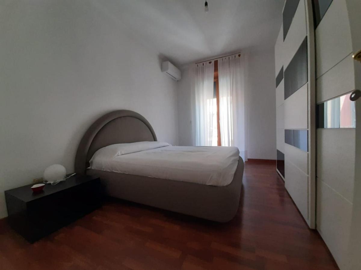 Dimora Sagrado Appartement Lecce Buitenkant foto
