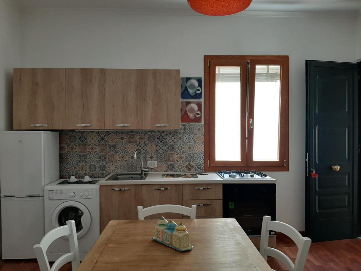 Dimora Sagrado Appartement Lecce Buitenkant foto