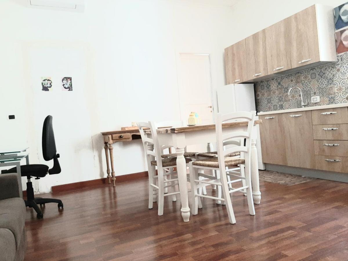 Dimora Sagrado Appartement Lecce Buitenkant foto