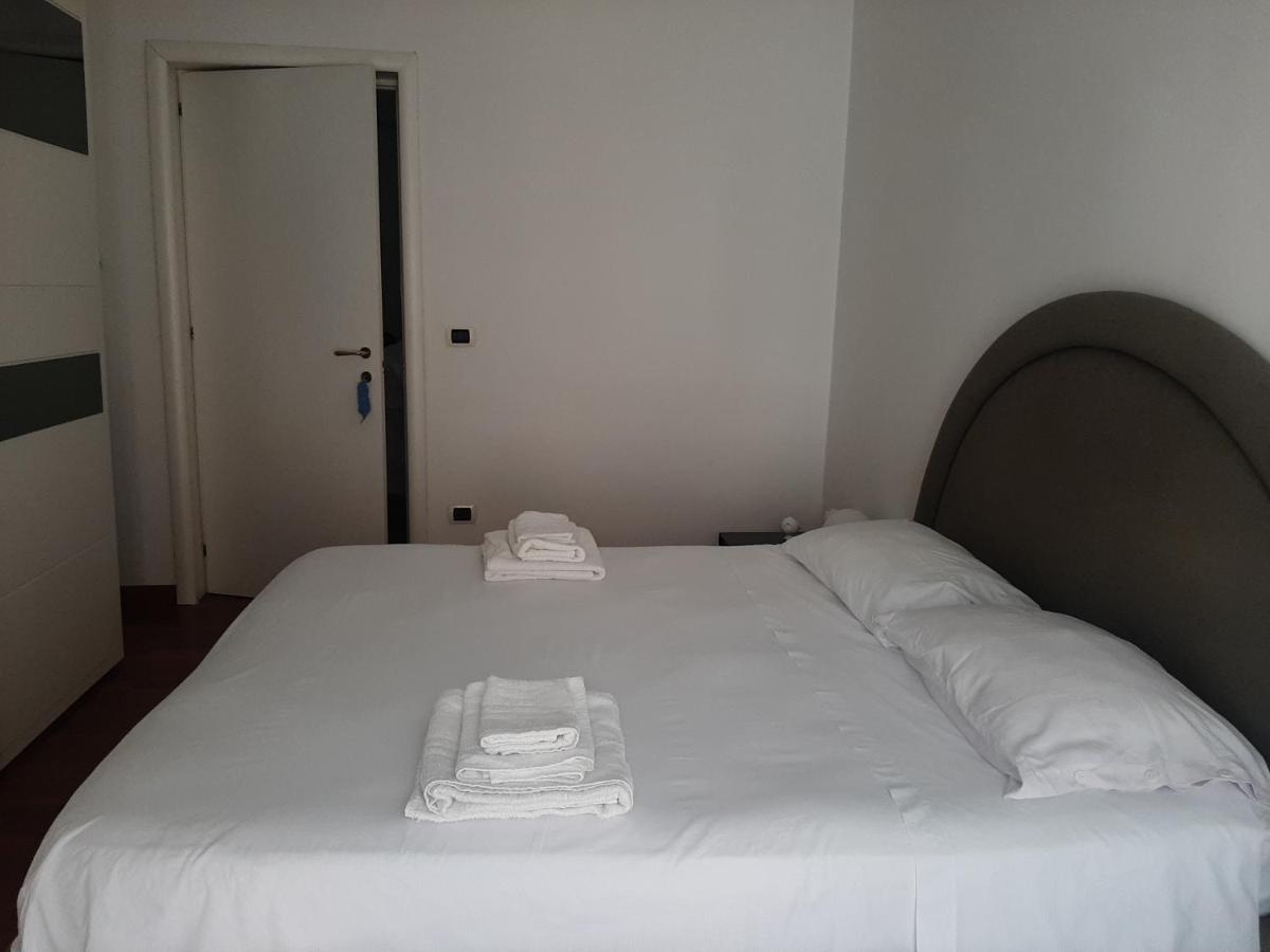 Dimora Sagrado Appartement Lecce Buitenkant foto